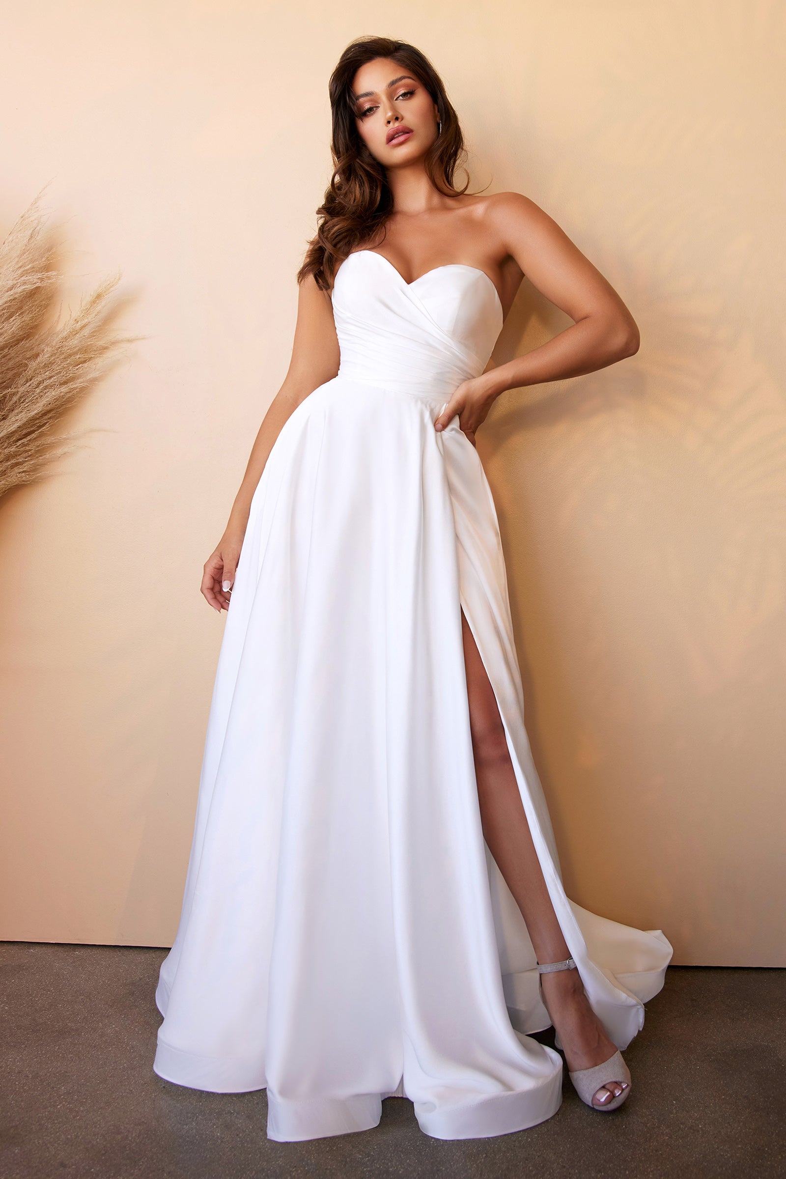 Elegant Strapless Sweetheart Satin Gown with A Line Slit Skirt (CD0166W)