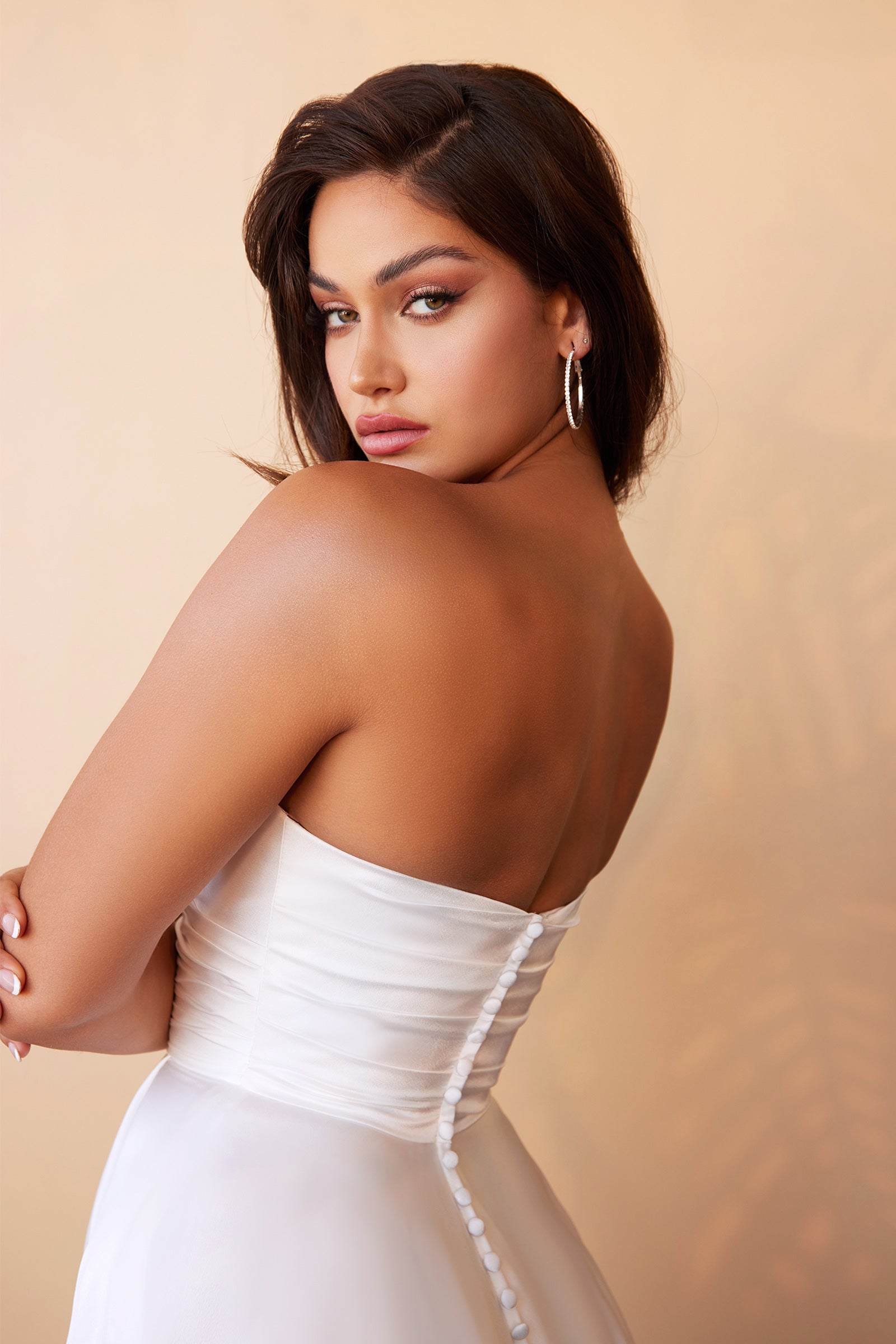 Elegant Strapless Sweetheart Satin Gown with A Line Slit Skirt (CD0166W)