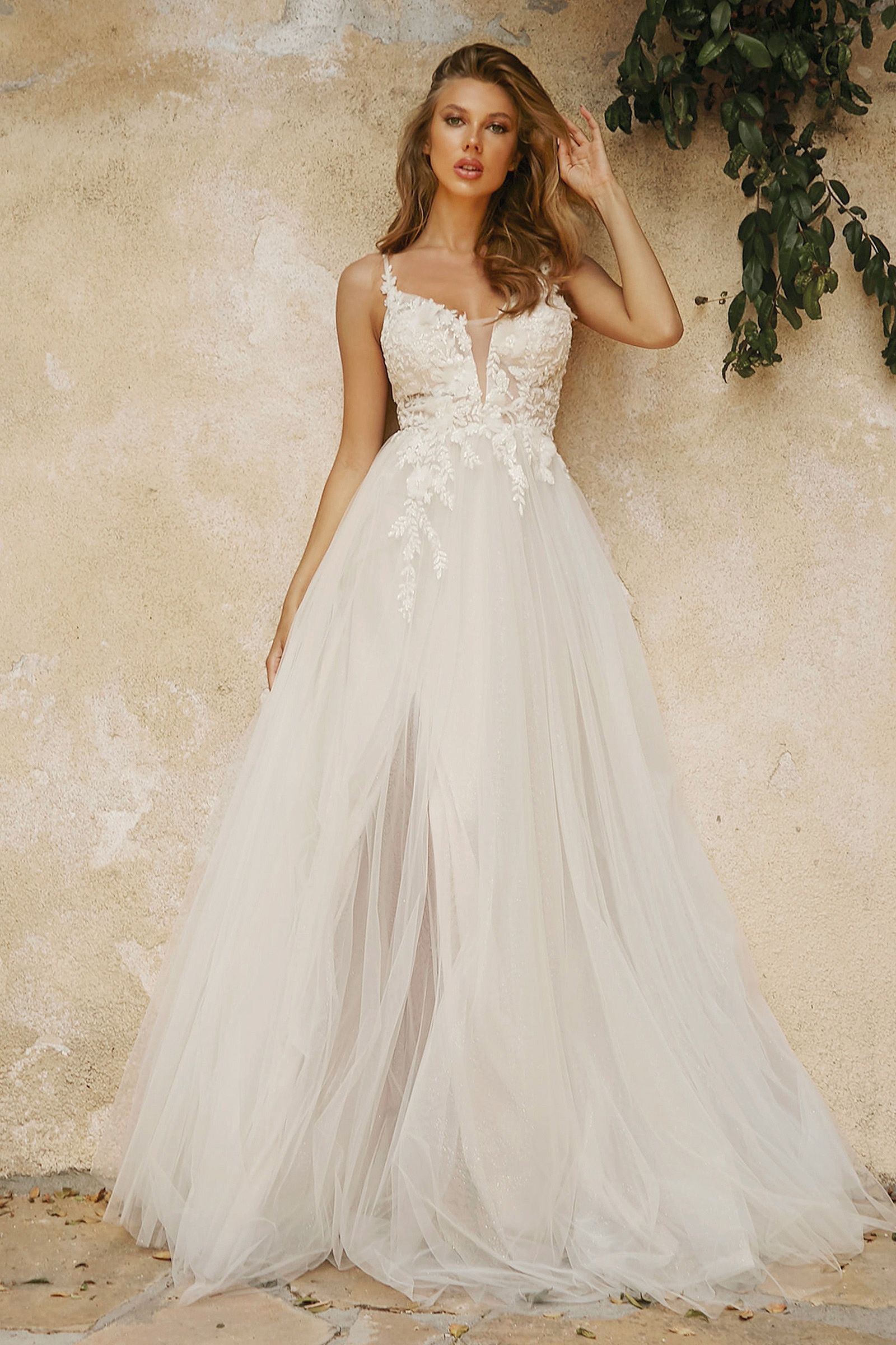 Layered A-Line Tulle Bridal Gown (CB072W)