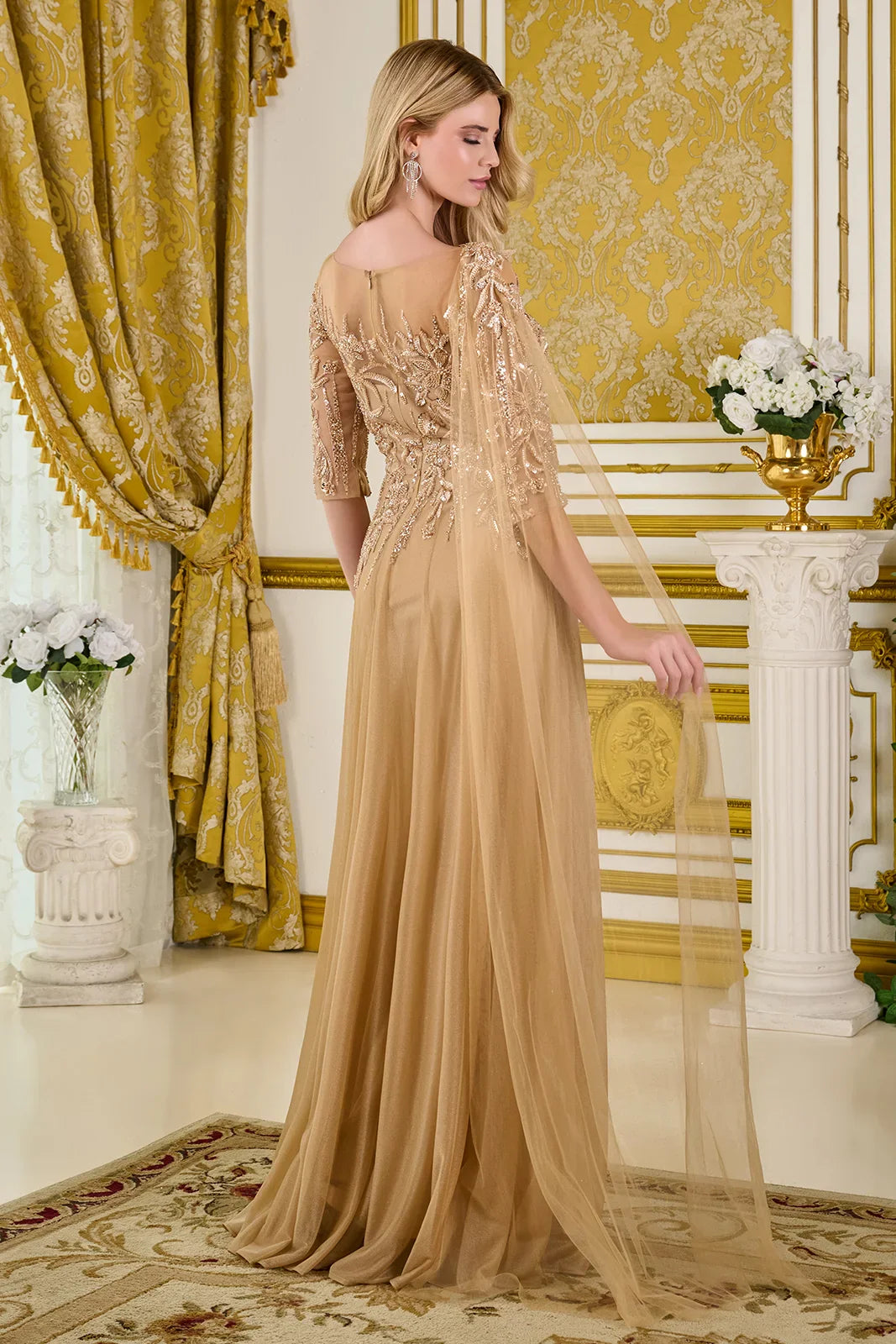 Sleeve Boat-Neckline Mesh Bodice Metallic Jersey Skirt Dress With One Shoulder Watteau Train (GL3788)